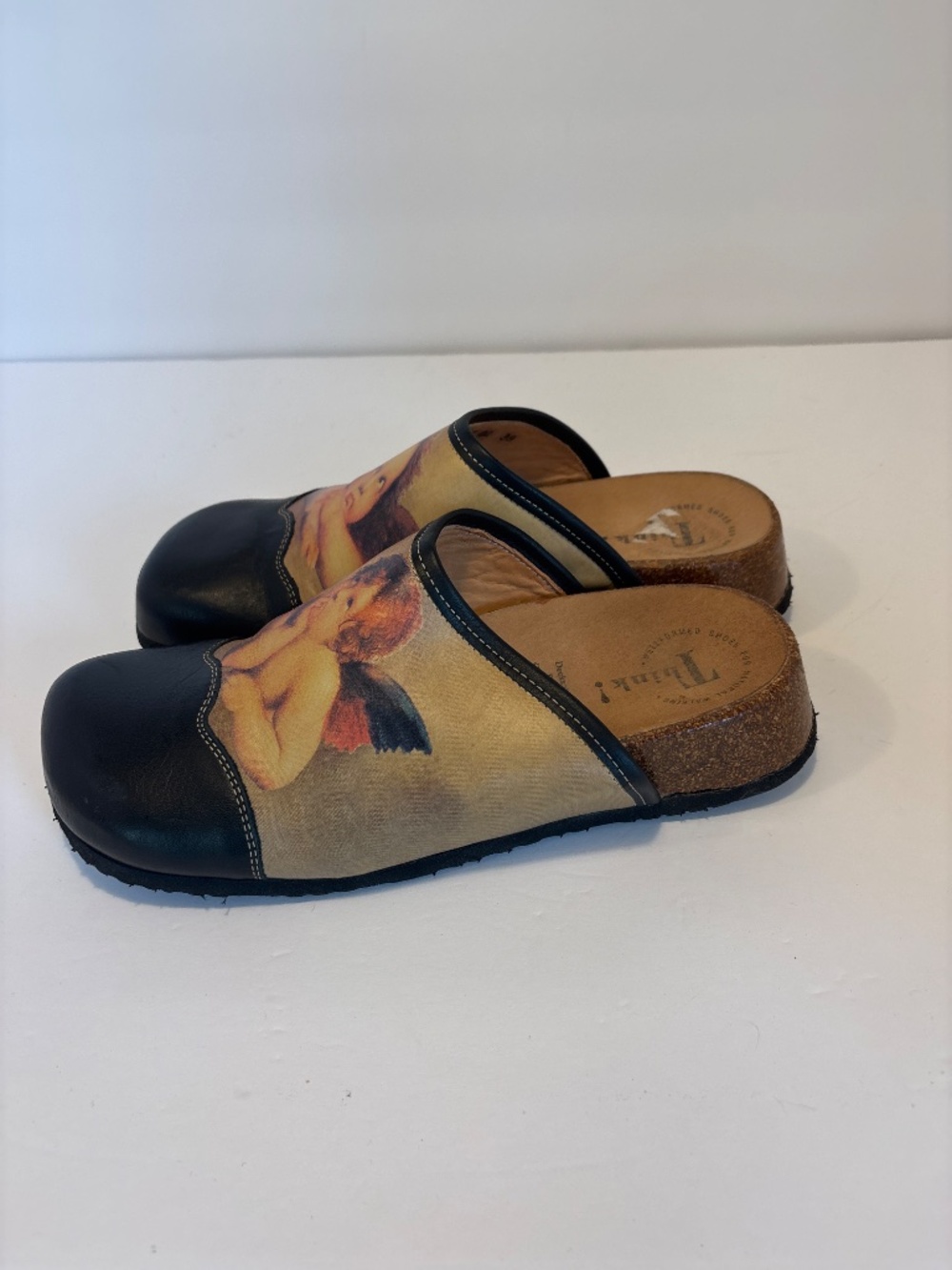 Vintage 90’s Think! Leather Mule Clogs Painted Angel Design 39 - Picture 2 of 5